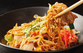 YAKISOBA BENEFICENTE 1 Prancheta 6 100