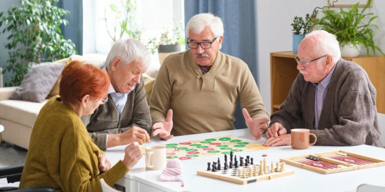 Atividades essenciais em um Residencial para Idosos ativo